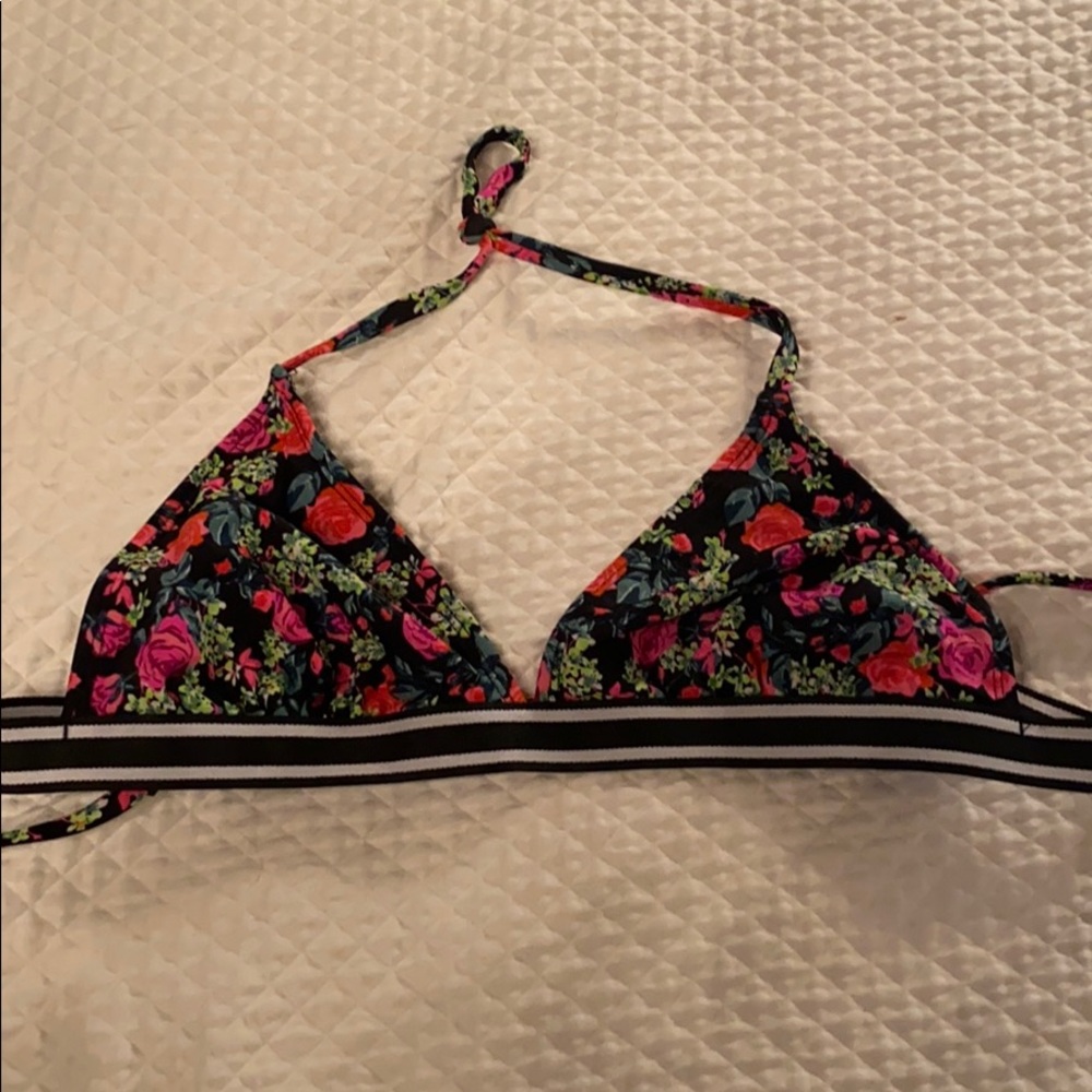 Bikini top